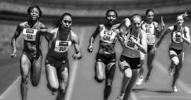 Featured image relay race | buildmywarrior Women running a relay race with great discipline!!